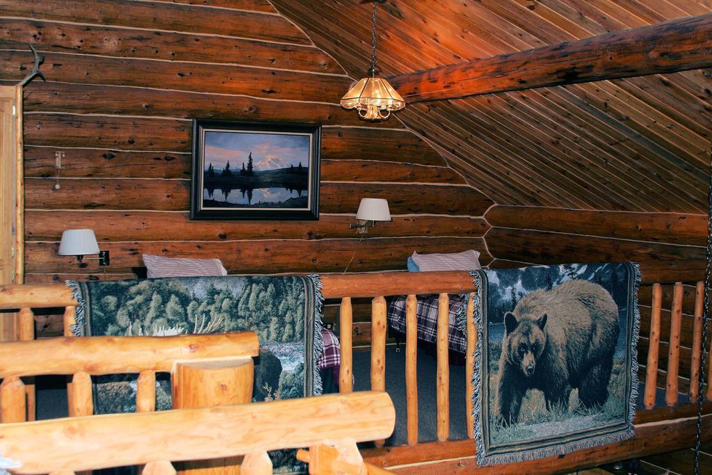 Wise Old Hunter Lodge Anchor Point Cameră foto